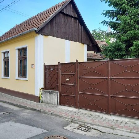 La Pablito Villa Mediaş Exteriör bild